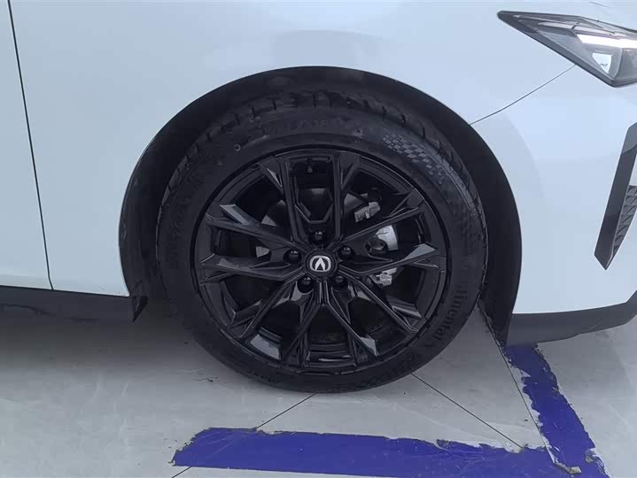 Zdjęcie 6 - Changan UNI-V