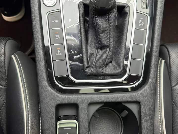 Фото 9 - Volkswagen Magotan GTE Hybrid