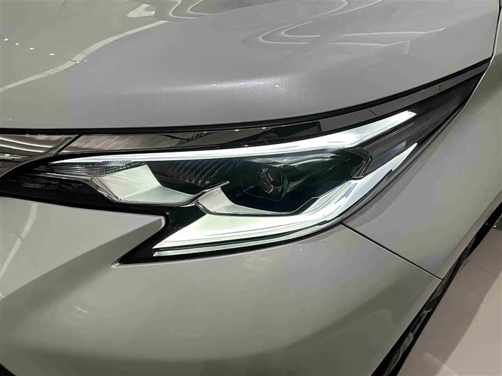 Toyota Sienna 2024 2024款 2.5L混动 舒适版