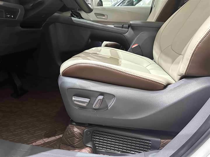 Toyota Sienna 2024 2024款 2.5L混动 舒适版