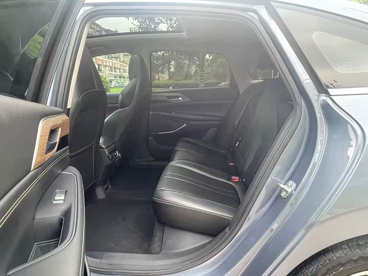 2024 XPeng P5