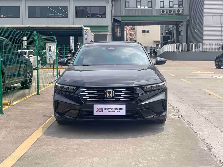 Honda Accord 2025 2025款 运动系列 260TURBO 豪华版