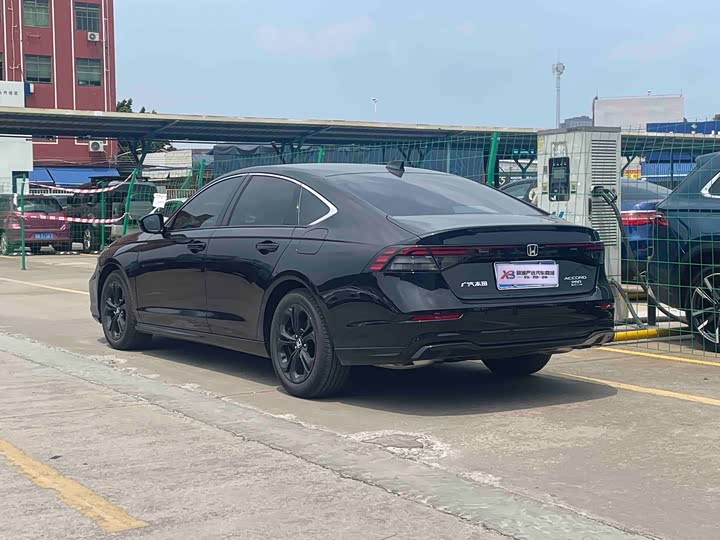 Honda Accord 2025 2025款 运动系列 260TURBO 豪华版