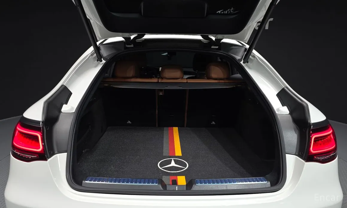 Mercedes-Benz GLC-Class 2016 AMG GLC43 4MATIC Coupe
