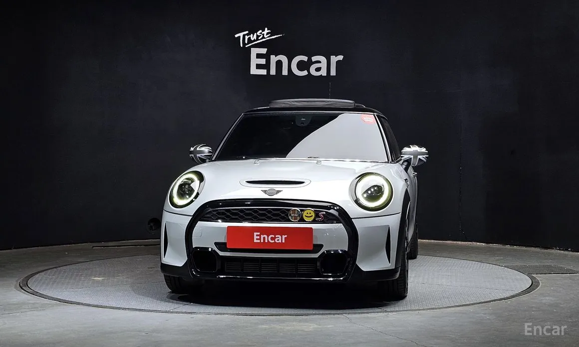 Mini Cooper 2001 Classic Launch Pack