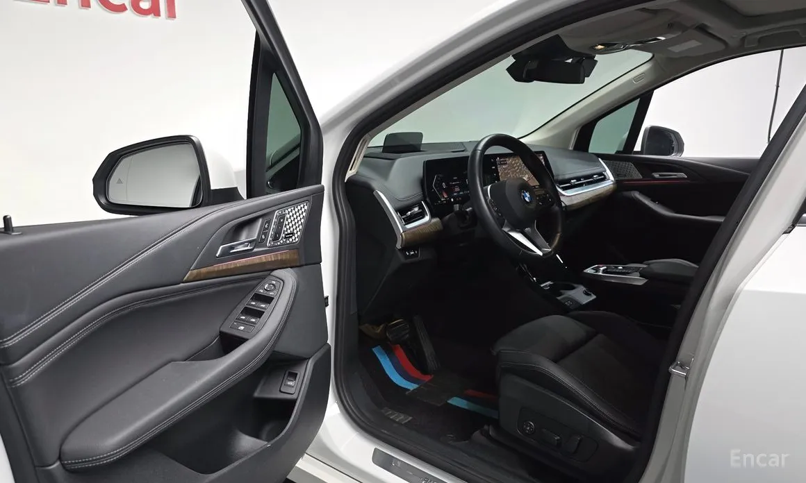 BMW 2 Series 2022 220i Luxury