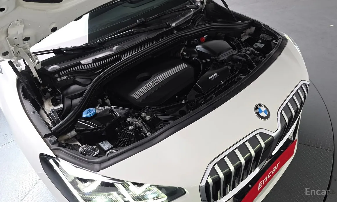 BMW 2 Series 2022 220i Luxury