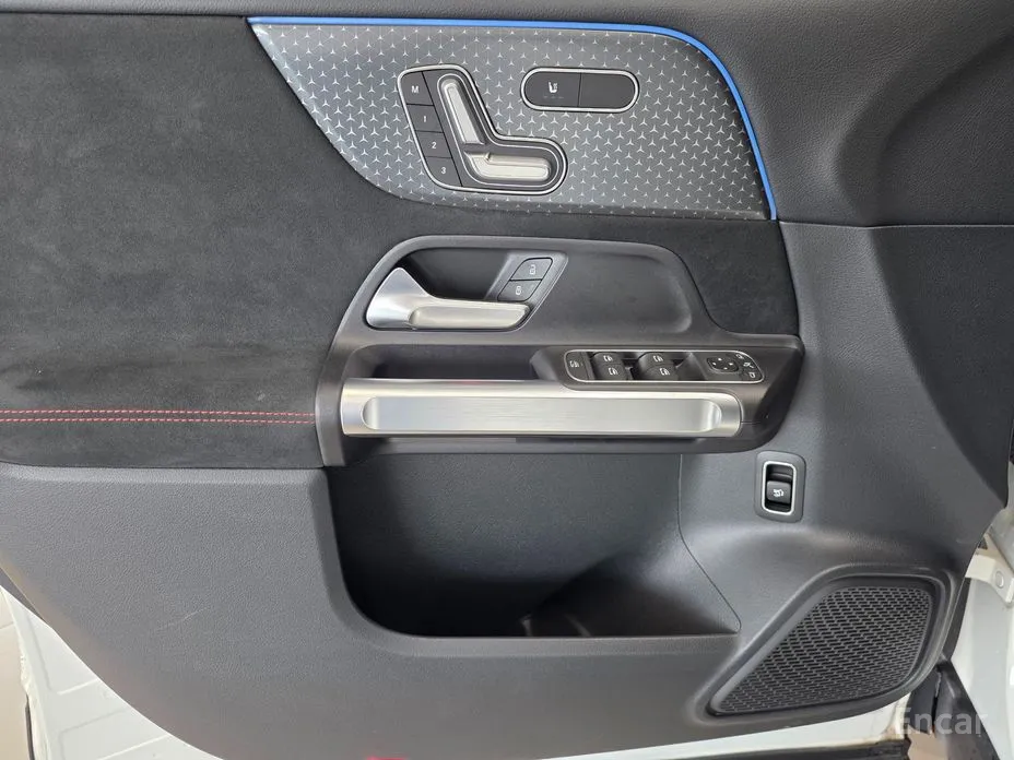Mercedes-Benz GLB-Class 2020 GLB250 4MATIC