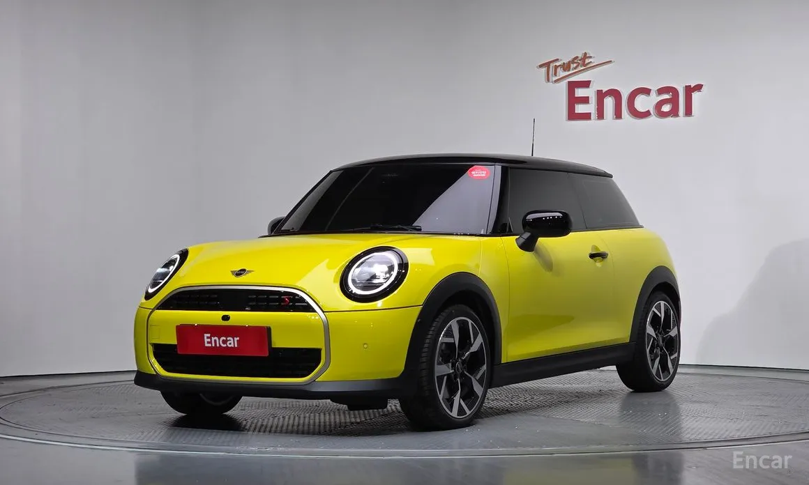 Mini Cooper 2024 Favoured