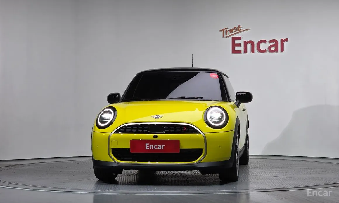 Mini Cooper 2024 Favoured