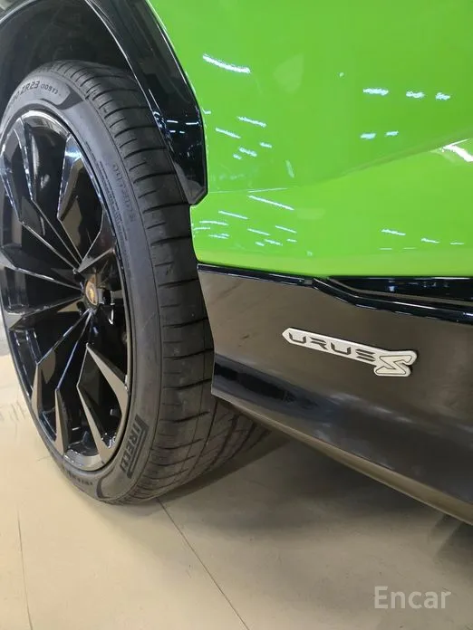Lamborghini Urus 2018 4.0 V8 S