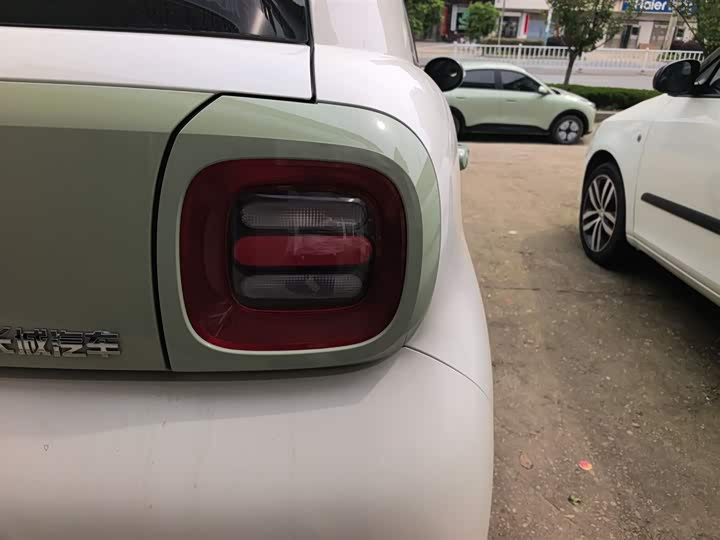 Ora Black Cat 2022 2022款 351km 标准型 三元锂