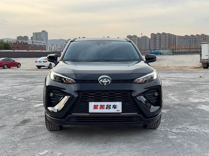 Фото 5 - Toyota Wildlander