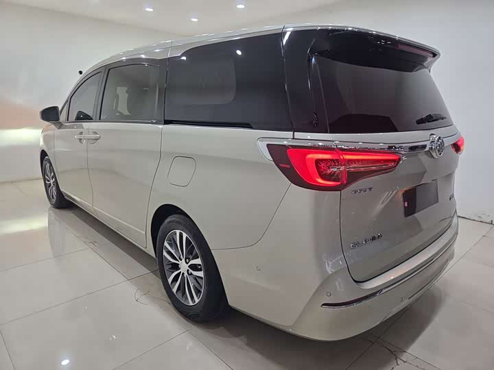 Buick GL8 ES 2023 2023款 ES陆尊 尊享型