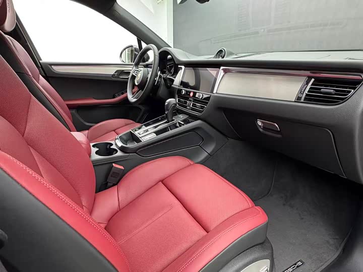 Porsche Macan 2025 2025款 Macan 2.0T 逐梦版