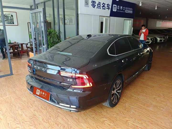 Zdjęcie 3 - Volvo S90