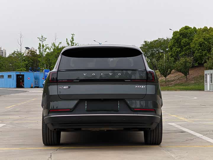 Volvo XC70 Hybrid 2026 2026款 四驱超长续航Ultra