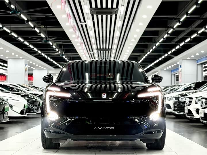 2025 Avatr 11
