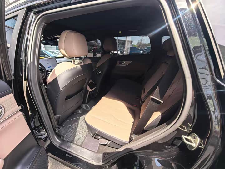 Chery Fulwin T8 2025 2025款 1.5T 130km 尊享版 5座