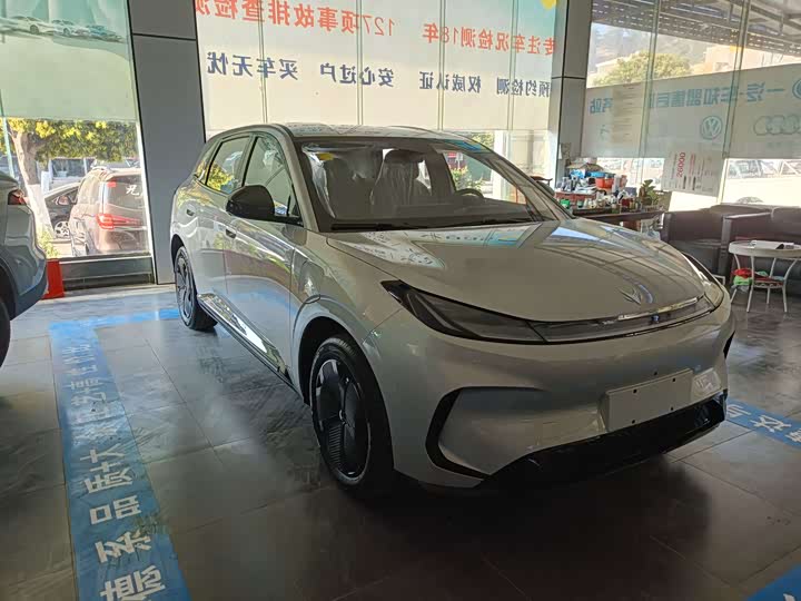 BAIC Arcfox T1 2025 2025款 425 PRO