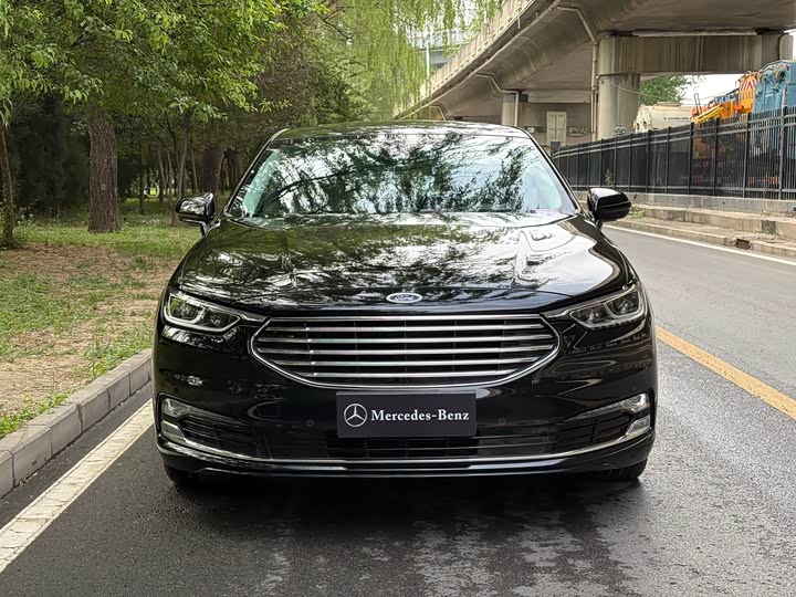Ford Taurus 2019 2019款 EcoBoost 245 尊享版
