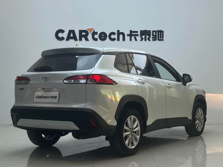 Фото 4 - Toyota Corolla Cross