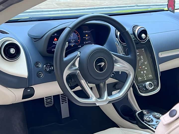 McLaren GT 2023 2023款 4.0T 标准型