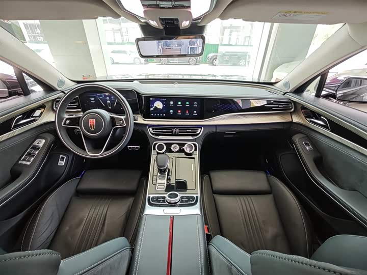 Zdjęcie 4 - Hongqi H9