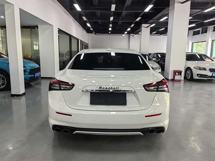 Maserati Ghibli 2021 2021款 2.0T Operanera歌剧黑限量版