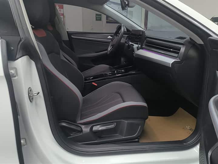 Volkswagen Lamando L 2024 2024款 凌渡L 280TSI DSG酷辣版