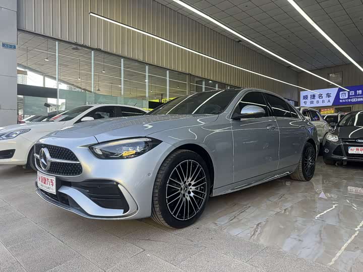 Фото 1 - Mercedes-Benz C-Class