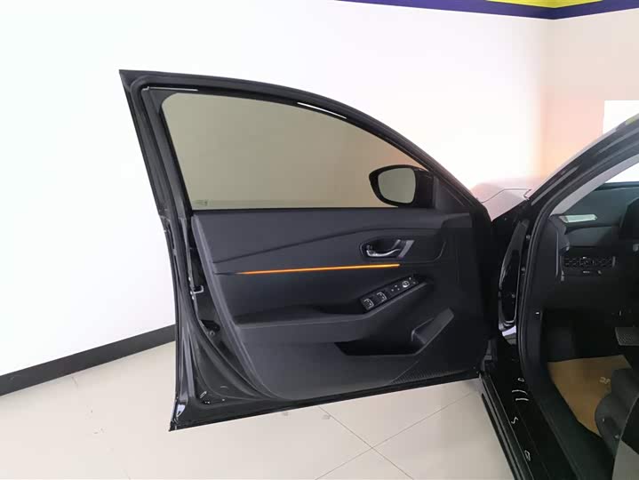 Honda Accord 2025 2025款 运动系列 260TURBO 豪华版
