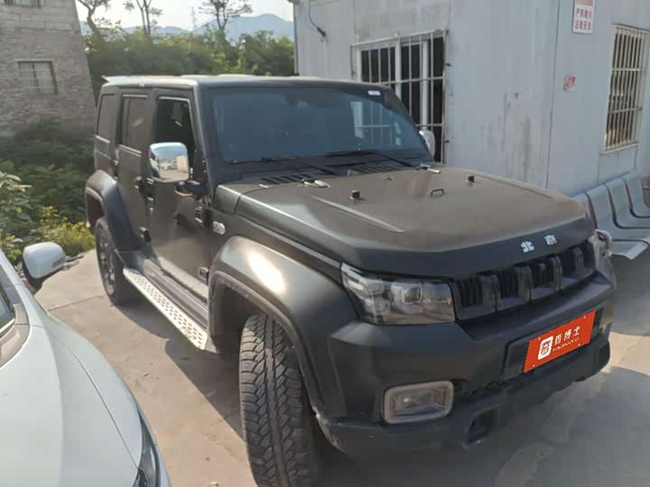 BAIC Beijing BJ40 2023 2023款 2.0D 自动四驱刀锋英雄版侠客型