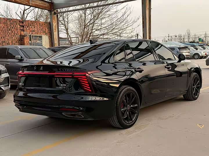 Hongqi H5 2025 2025款 2.0T 自动玄影版