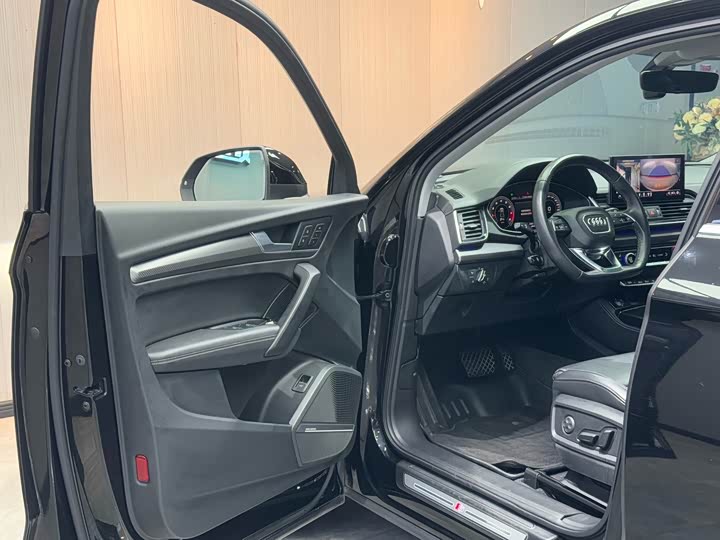 Audi Q5L 2021 2021款 45 TFSI 豪华动感型
