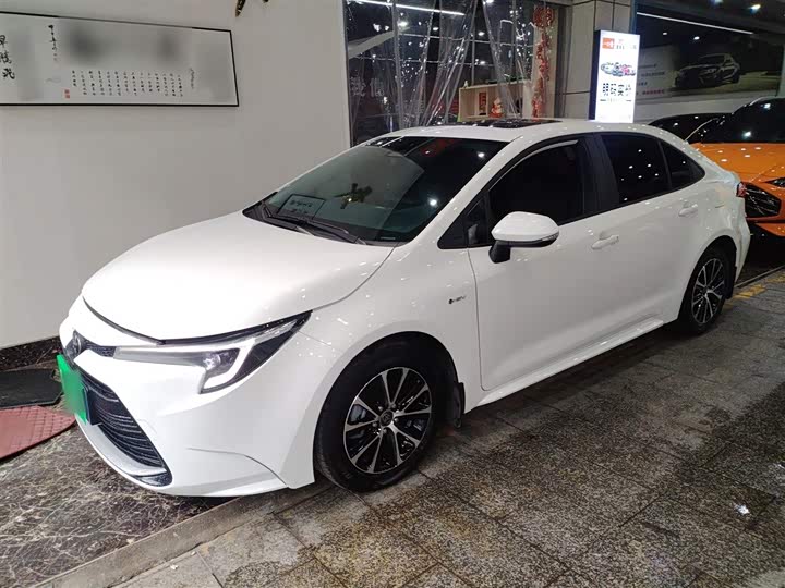Toyota Levin 2024 2024款 智能电混双擎 1.8L 豪华版