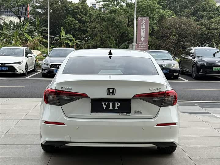 Фото 5 - Honda Civic