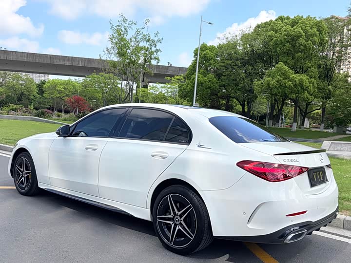 Zdjęcie 5 - Mercedes-Benz C-Class