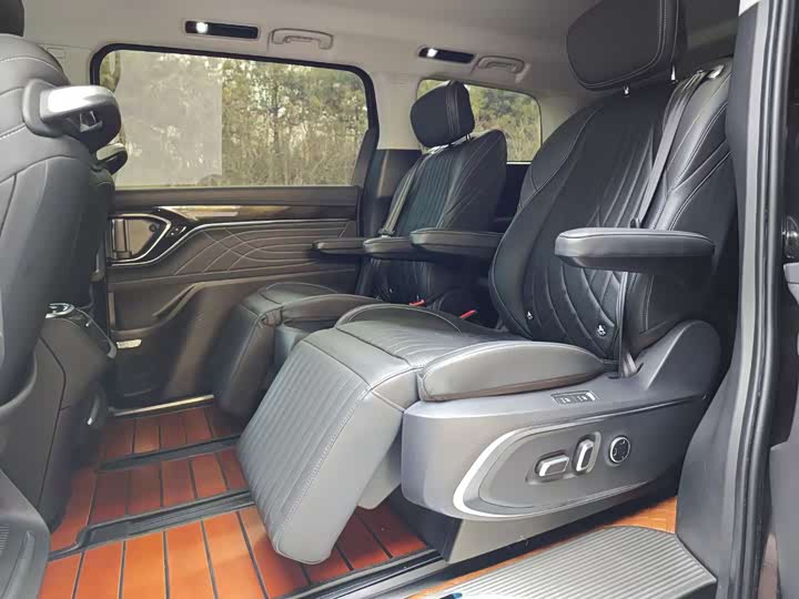 2023 Maxus G90