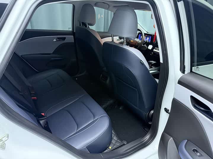 Chevrolet Monza 2023 2023款 1.5L 双离合悦享版