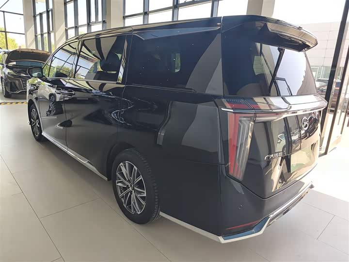 Фото 5 - GAC Trumpchi M8