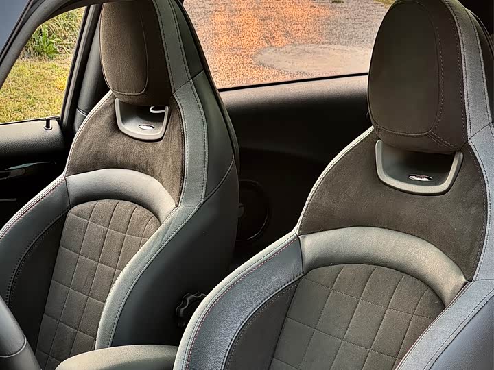 Mini Mini JCW 2022 2022款 2.0T JOHN COOPER WORKS ALL-IN