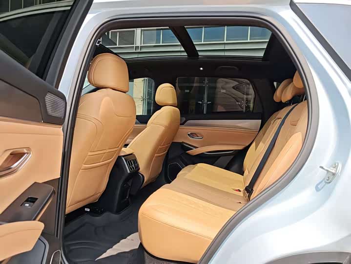 BYD Song L DM-i Hybrid 2024 2024款 112km 超越型