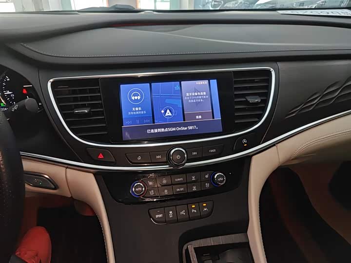 Фото 5 - Buick LaCrosse