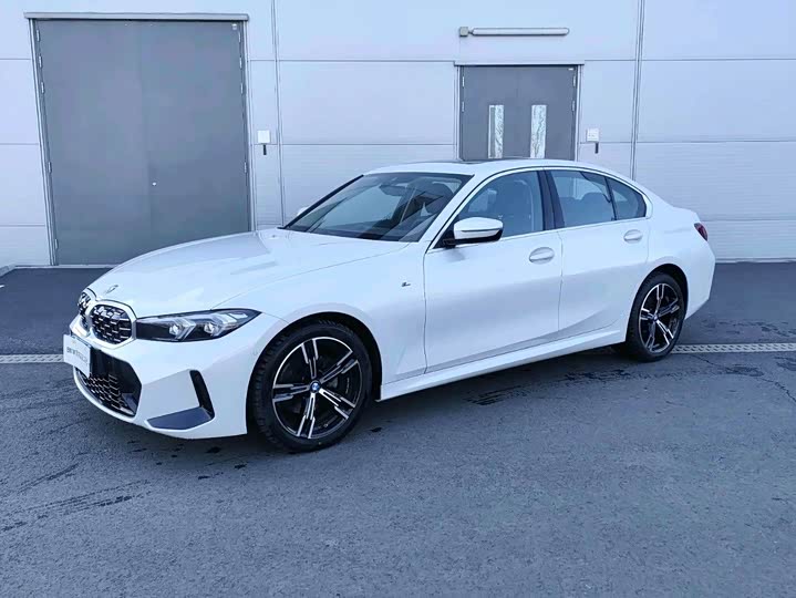 Photo 1 - BMW 3 Series