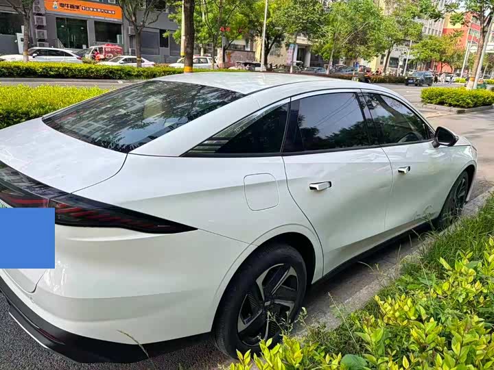 Фото 6 - Geely Galaxy L6