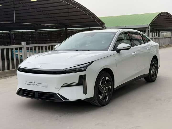 2025 Geely Galaxy L6