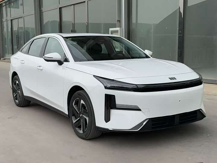 2025 Geely Galaxy L6