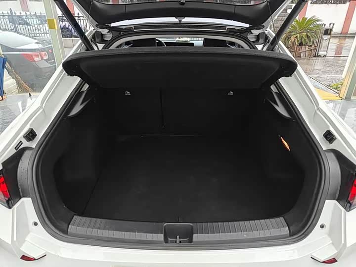 Volkswagen Lamando L 2024 2024款 凌渡L 280TSI DSG酷辣版