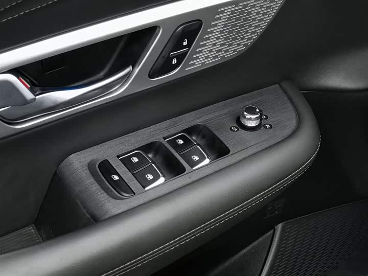 Dongfeng Aeolus Haoji 2022 2022款 马赫双擎 1.5T MHD 敢梦版